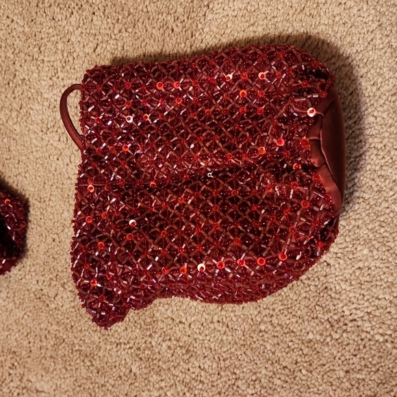 3 piece Ann Taylor burgundy silk skirt size 8, sequin top size 10 & handbag - Picture 6 of 10